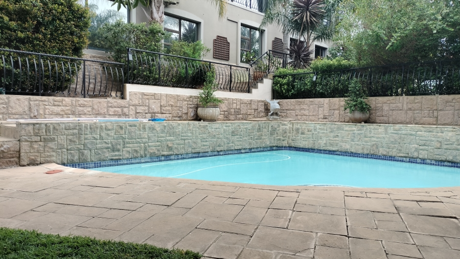 4 Bedroom Property for Sale in Bergsig Western Cape